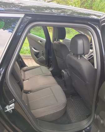 Opel Astra cena 29900 przebieg: 226770, rok produkcji 2010 z Sucha Beskidzka małe 211